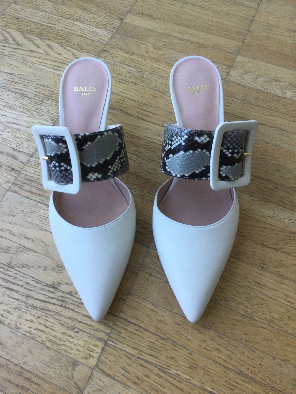 Bally Scarpe da donna: Bally Pumps, Gr 37 NEU – Nuovo e nell'imballaggio originale da Zürich venduto da VorlonShadow 1