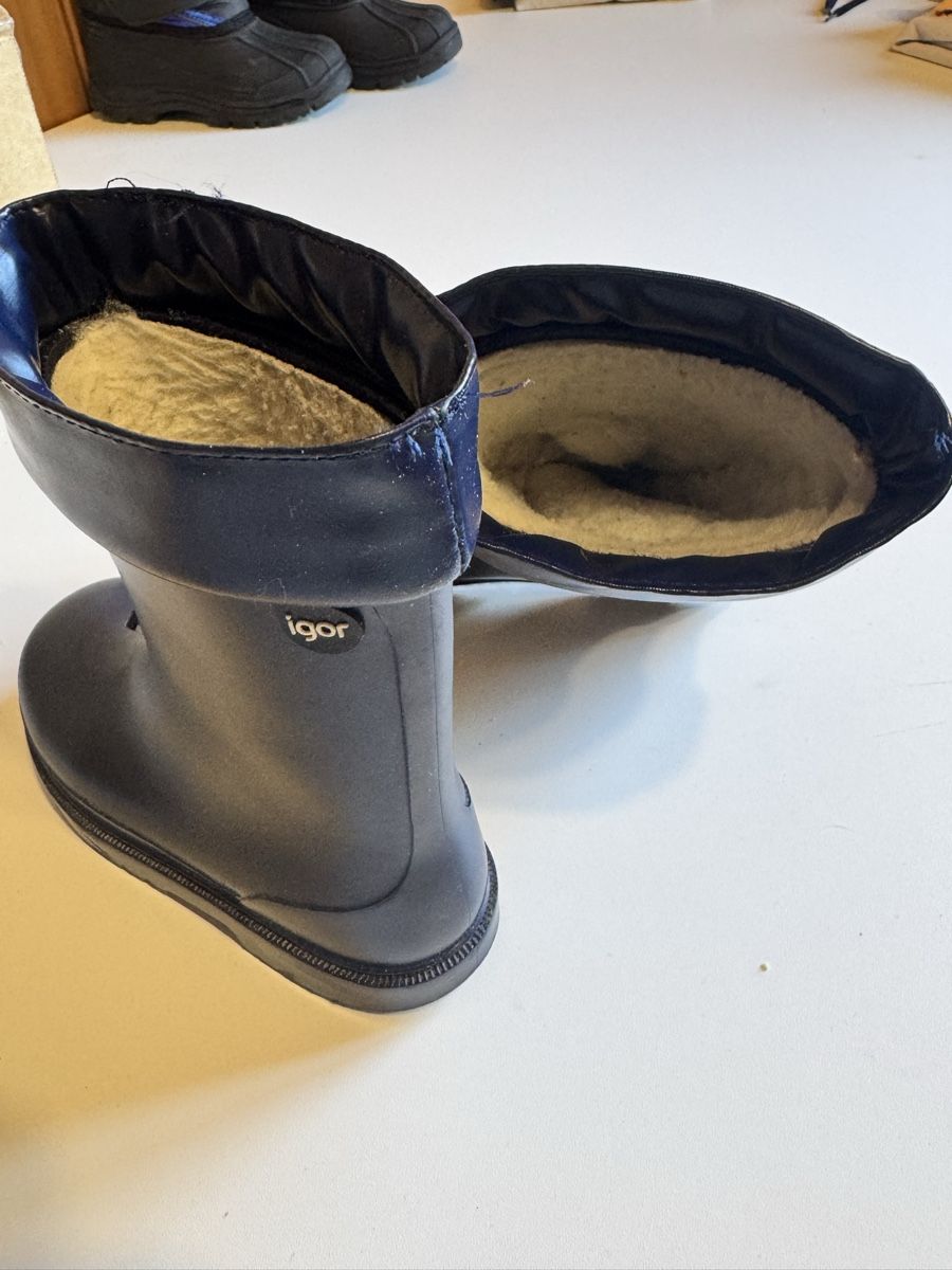 Schuhe für Jungen:  Kinder Wasserstiefel 28 – Gebraucht aus Ilanz von tai_q2yd 3
