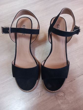 Sandales à talon