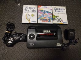 Console Sega Master System II avec jeux et manette