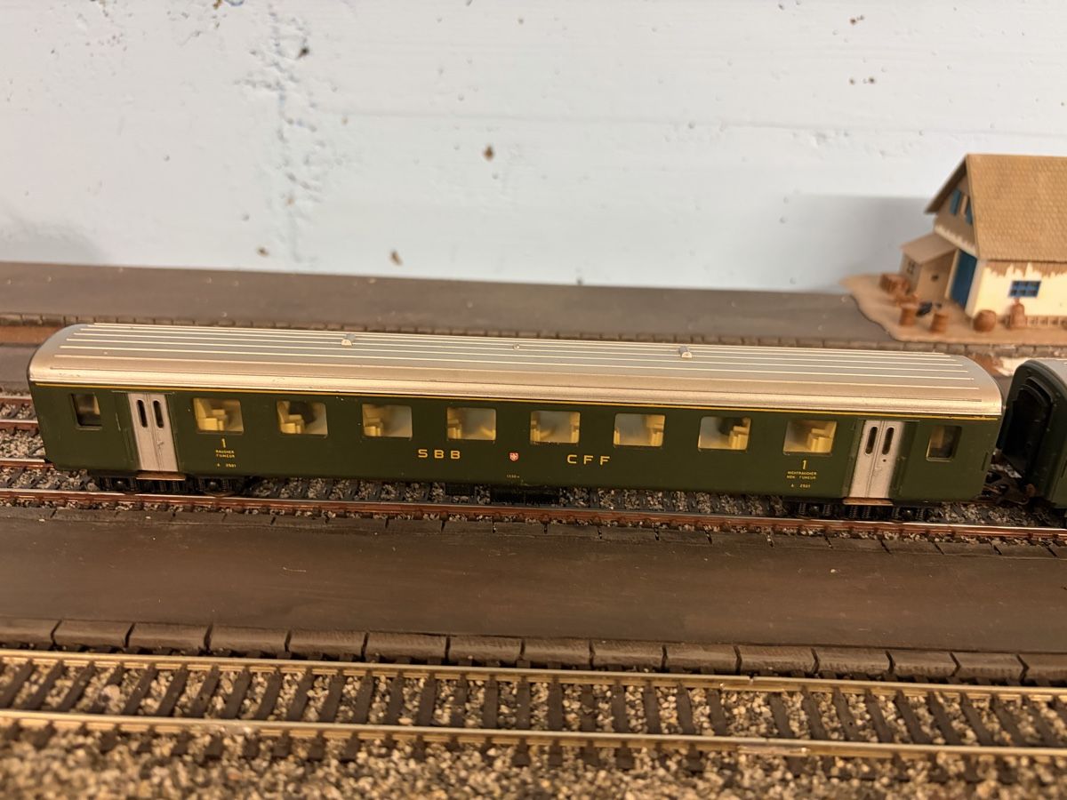 Lima Modelleisenbahnen: 3 voitures SBB CFF FFS, Lima – Gebraucht aus Rochefort von ise_c7lc 4