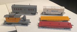 Mantua (USA) 6 Güterwagen / 6 wagons de marchandises