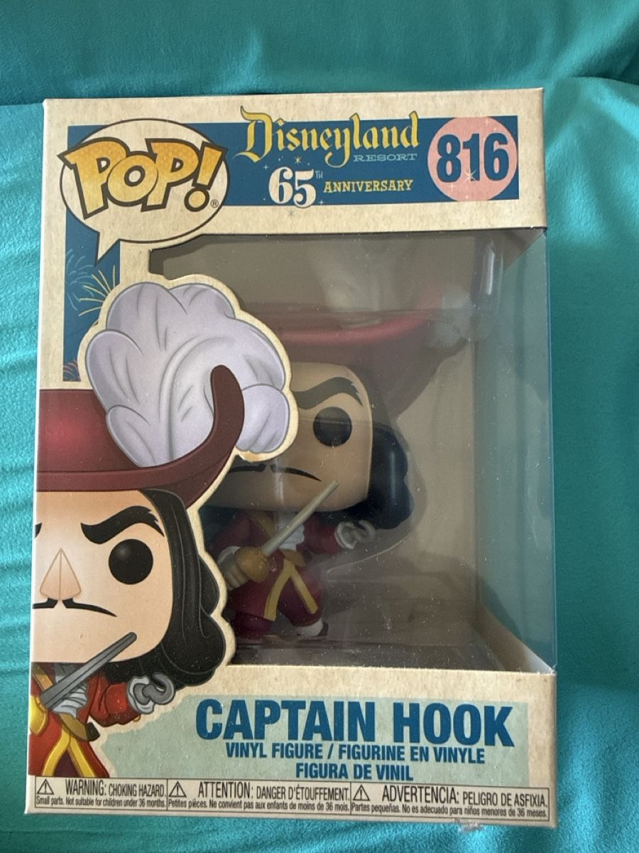 Disney Figurines: Figurine Pop Disneyland Captain Hook 816 – D'occasion à Genève par fat_8jwz