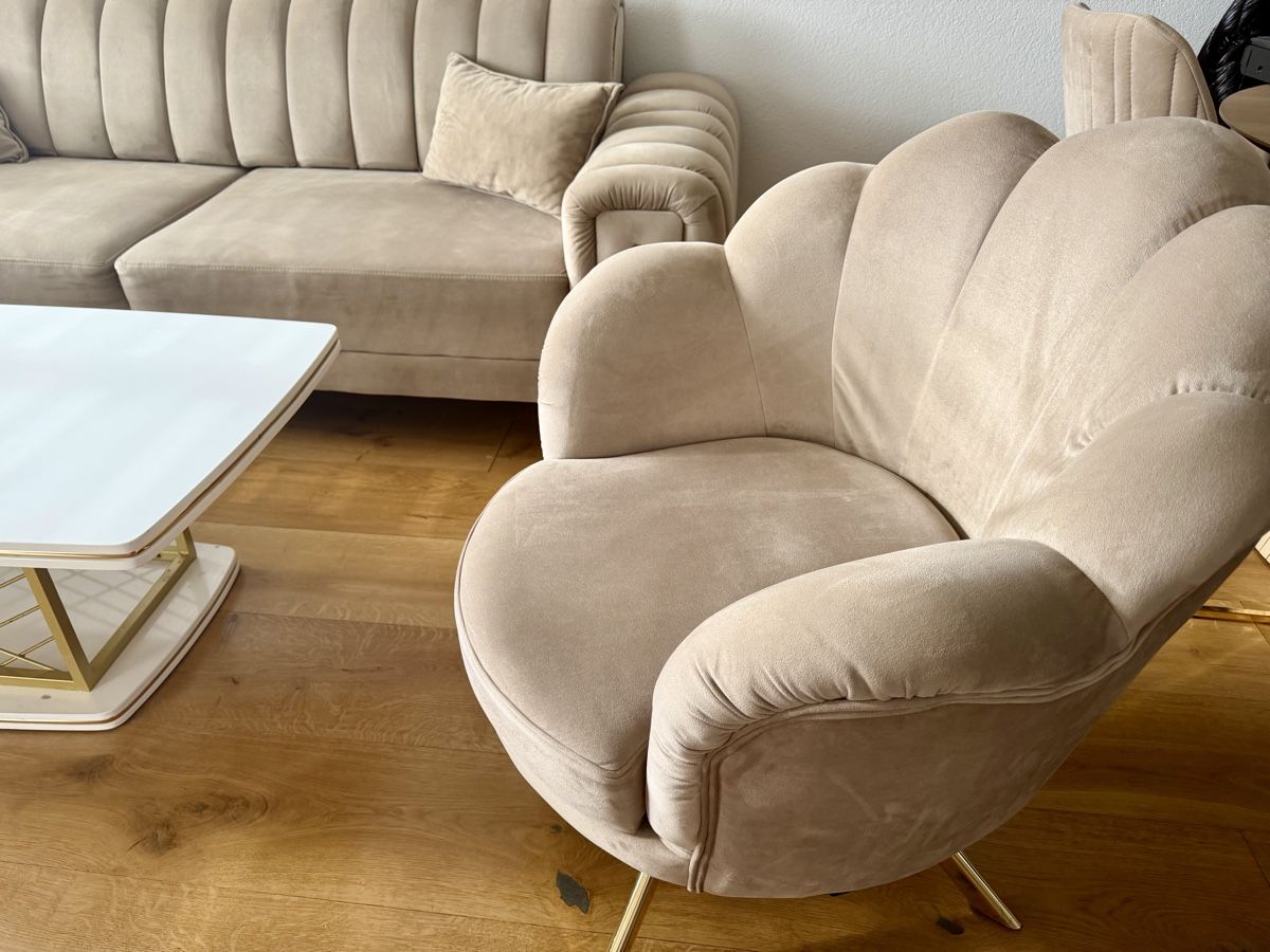 Divani: Moderne Samt Sofa-Garnitur Beige/Gold – Usato da Holzhäusern ZG venduto da candy_b 4