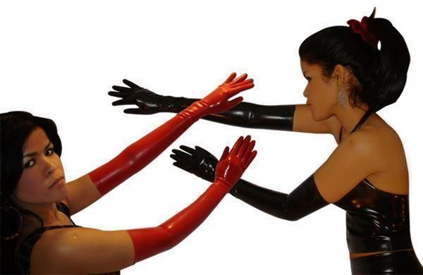 Handschuhe & Handstulpen: Latex Handschuhe lang 61cm -  Grösse 9 – Neu und originalverpackt aus Horn von looksrealgood 3