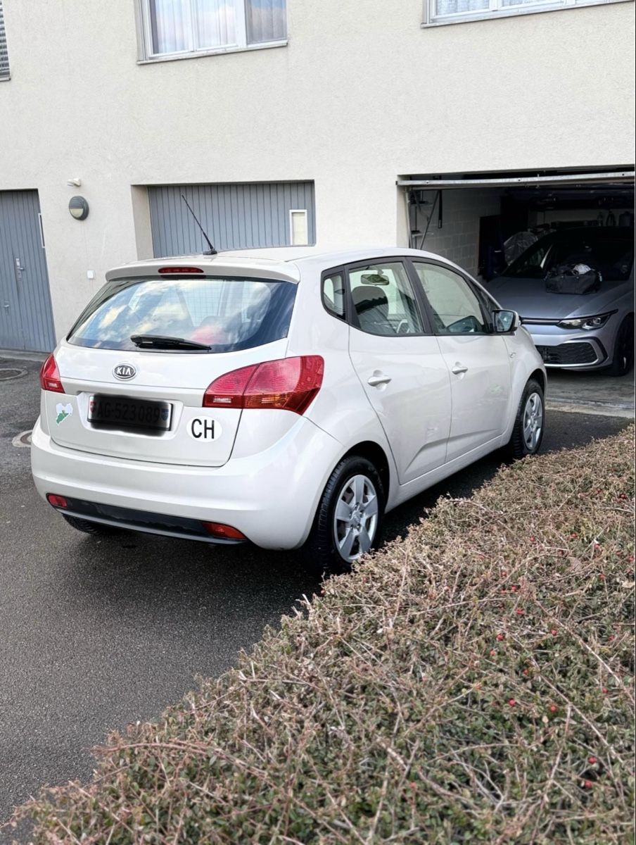Kia Autos: Kia Venga 2010 – Gebraucht aus Basel von siv_qtk5 2