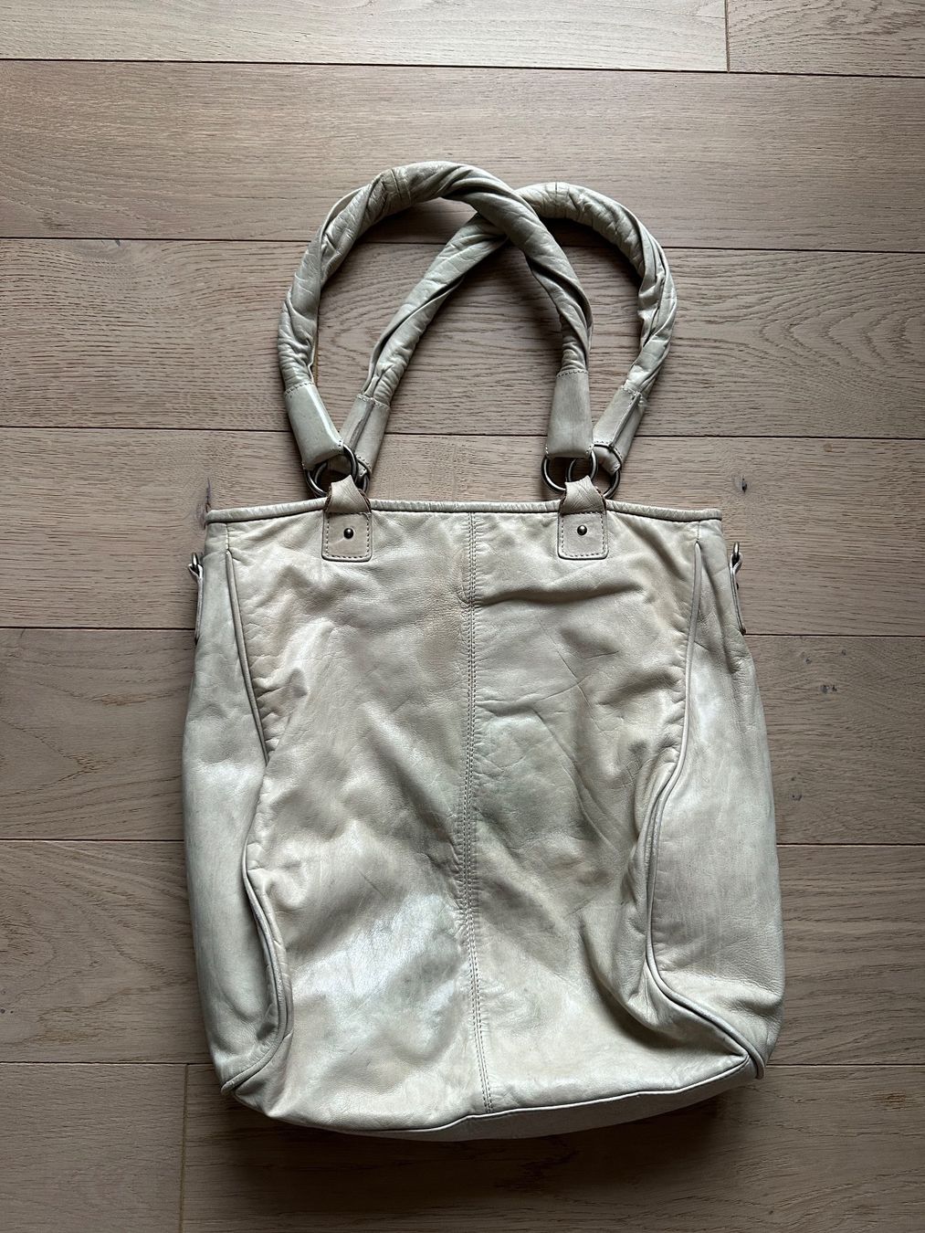 Borse da donna: Leather shopper bag by Urban Code (London) – Usato da Zug venduto da Nat.yushkevich 5
