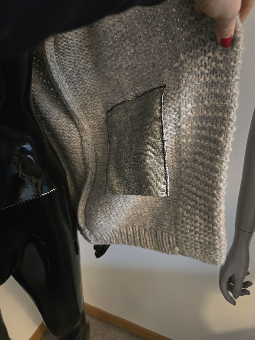 Maglioni & Felpe: handgemachte wollen pullover cardigan große L – Nuovo e nell'imballaggio originale da Zürich venduto da joa_26k8 2