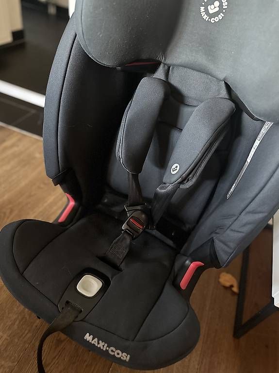 Maxi-Cosi Seggiolini per auto: MaxiCosi Titan Pro schwarz – Usato da Möhlin venduto da DieWerbetechnikerin 1