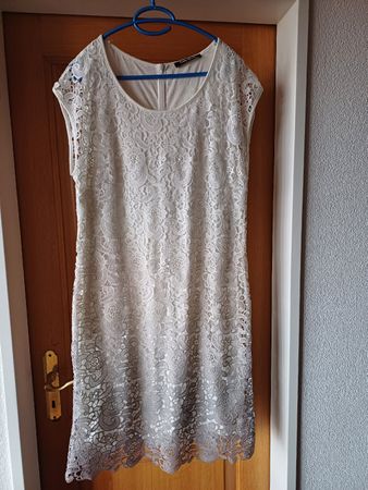 Btty Barclay schönes beiges sommerkleid