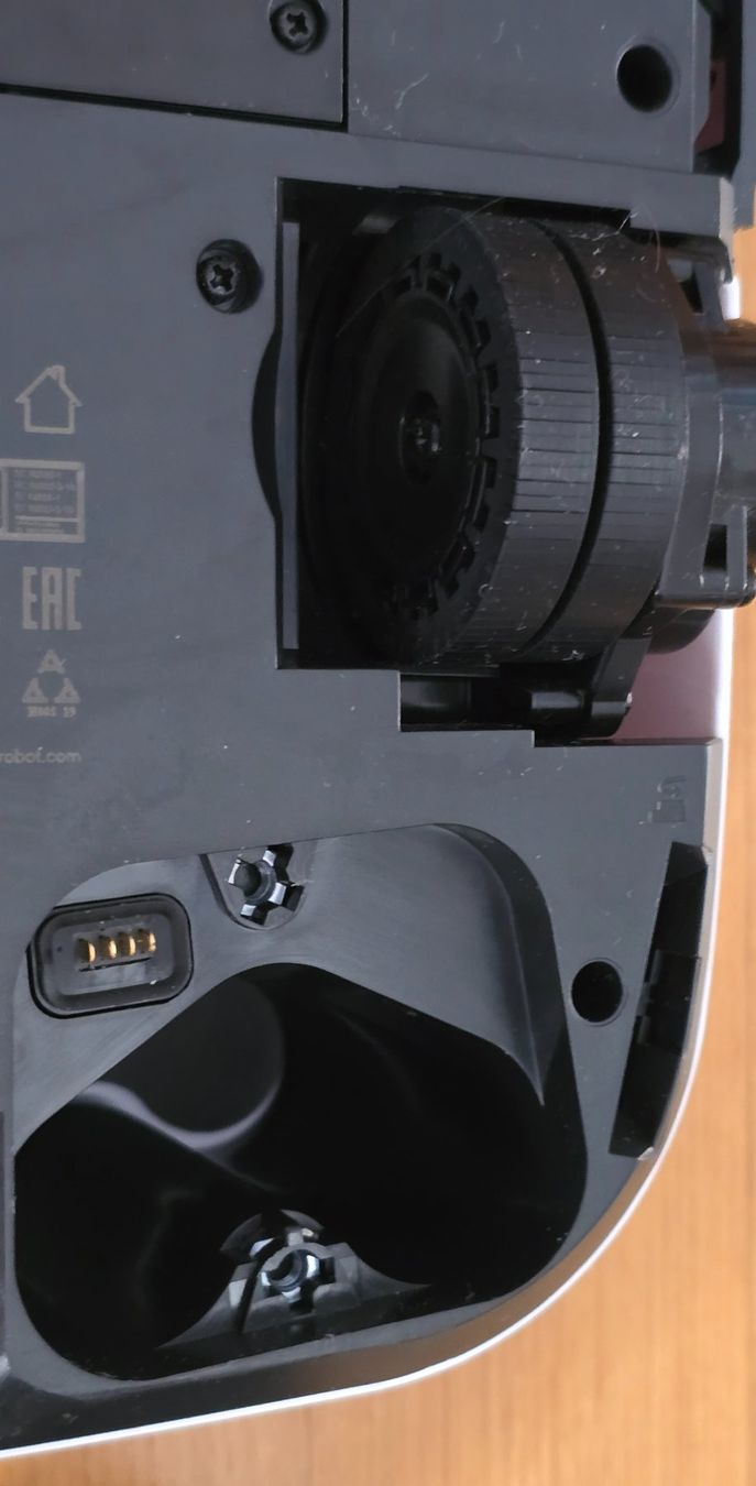 Irobot Aspirateurs & Accessoires: Braava jet m6 TBE – D'occasion à Plan-les-Ouates par Hornet_18 6