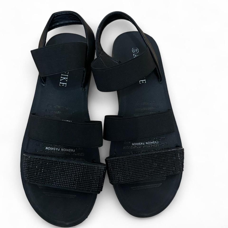 Scarpe da donna: Black sandals with diamanté straps, size 40 – Usato da Winterthur venduto da hachiscutecloset 1