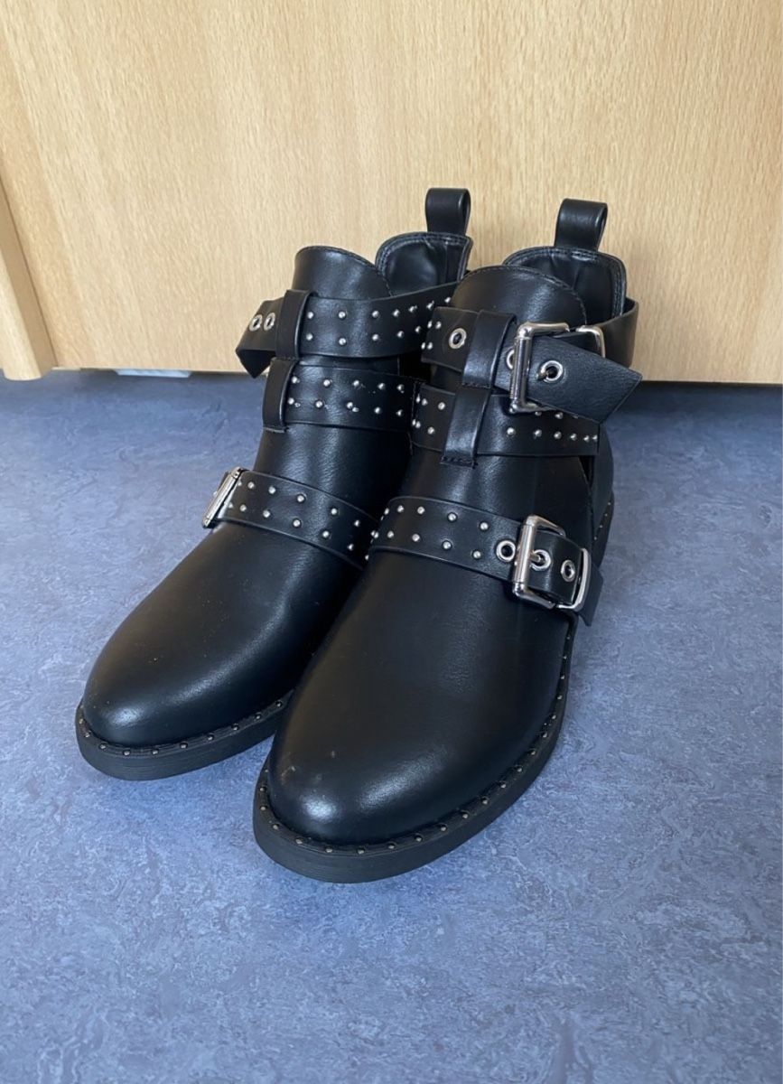 Chaussures femmes: Schuhe – Neuf (Voir description) à Chur par rom_58jn