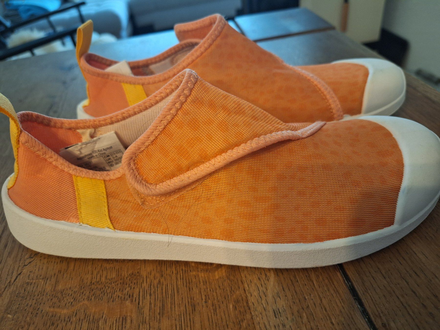 Decathlon Schuhe für Mädchen: Badeschuhe, Gr. 36/37 – Neu (gemäss Beschreibung) aus Malters von Pajas81