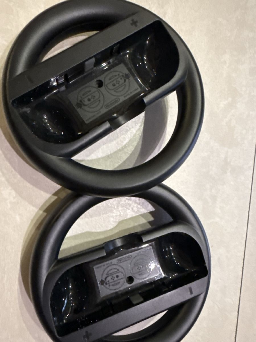Controller: Nintendo Lenkrad Joy Con Halterung schwarz 2 Stck – Gebraucht aus Bad Ragaz von ram_t825