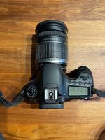 Canon EOS 60D inkl. Zoomobjektiv EF-S 18-200 mm