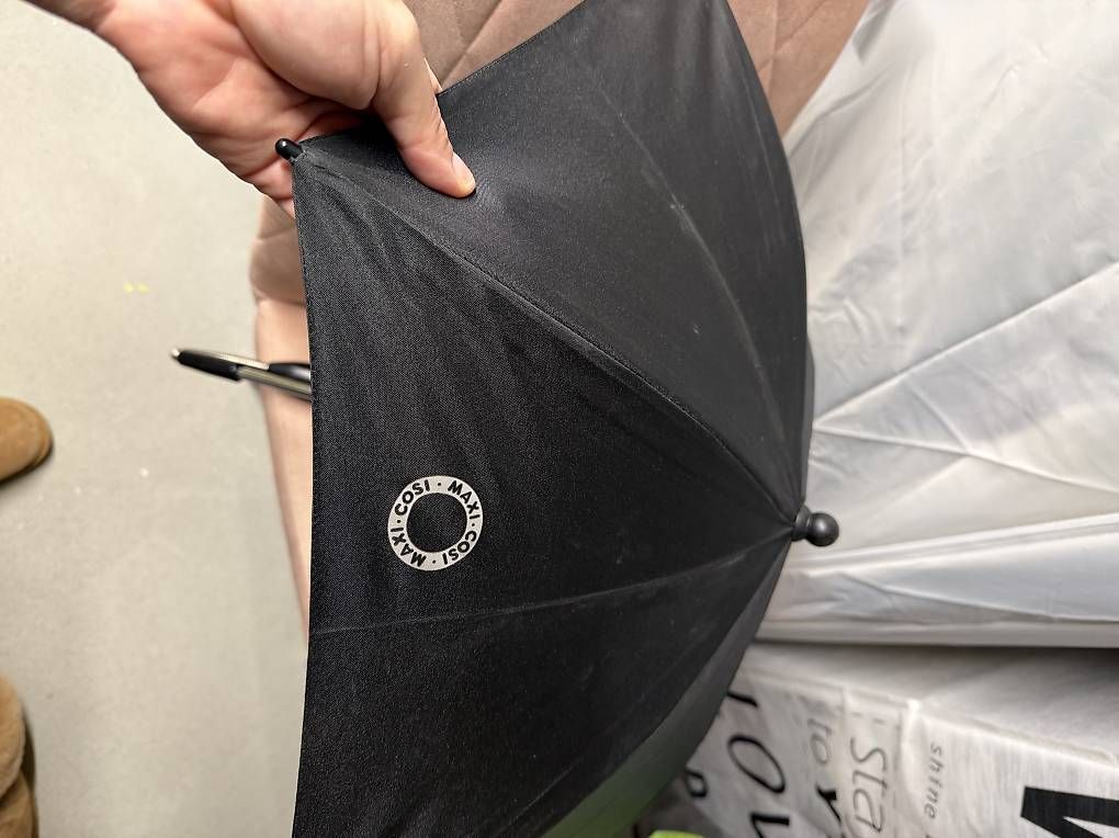 Sonnenschirme: Maxi Cosi Sonnenschirm  – Gebraucht aus Mönchaltorf von Julii92