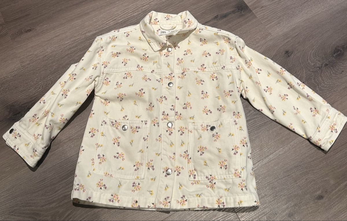 Zara Giacche & Cappotti: Kinder Frühlingsjacke – Usato da Oberbuchsiten venduto da hue_66rs