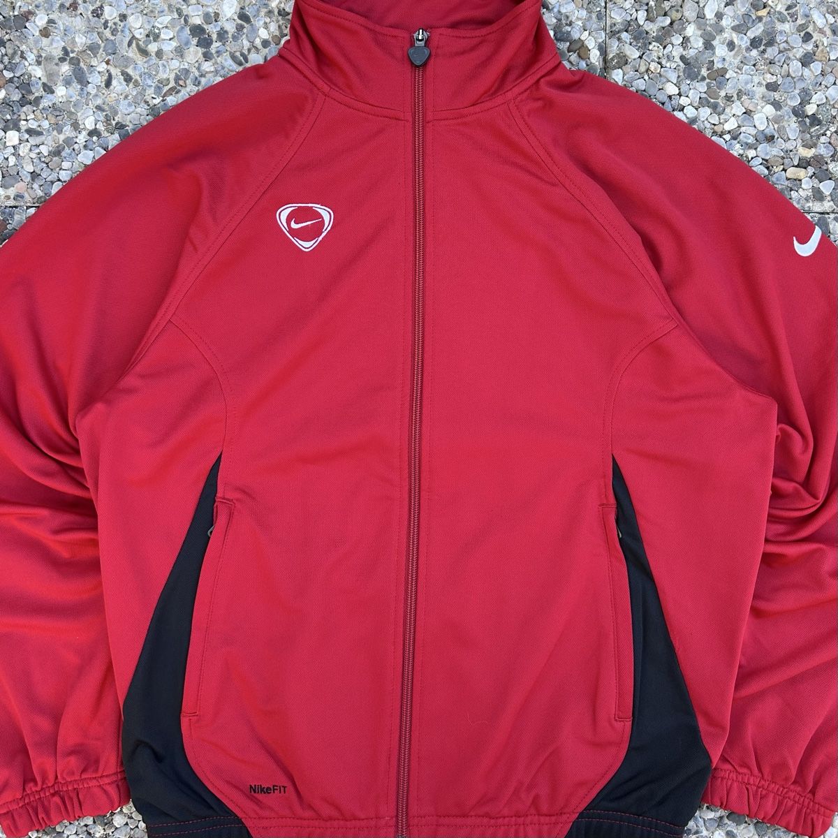 Nike Giacche: Vintage Nike Red Track Jacket – Usato da brent venduto da fukusapes 1