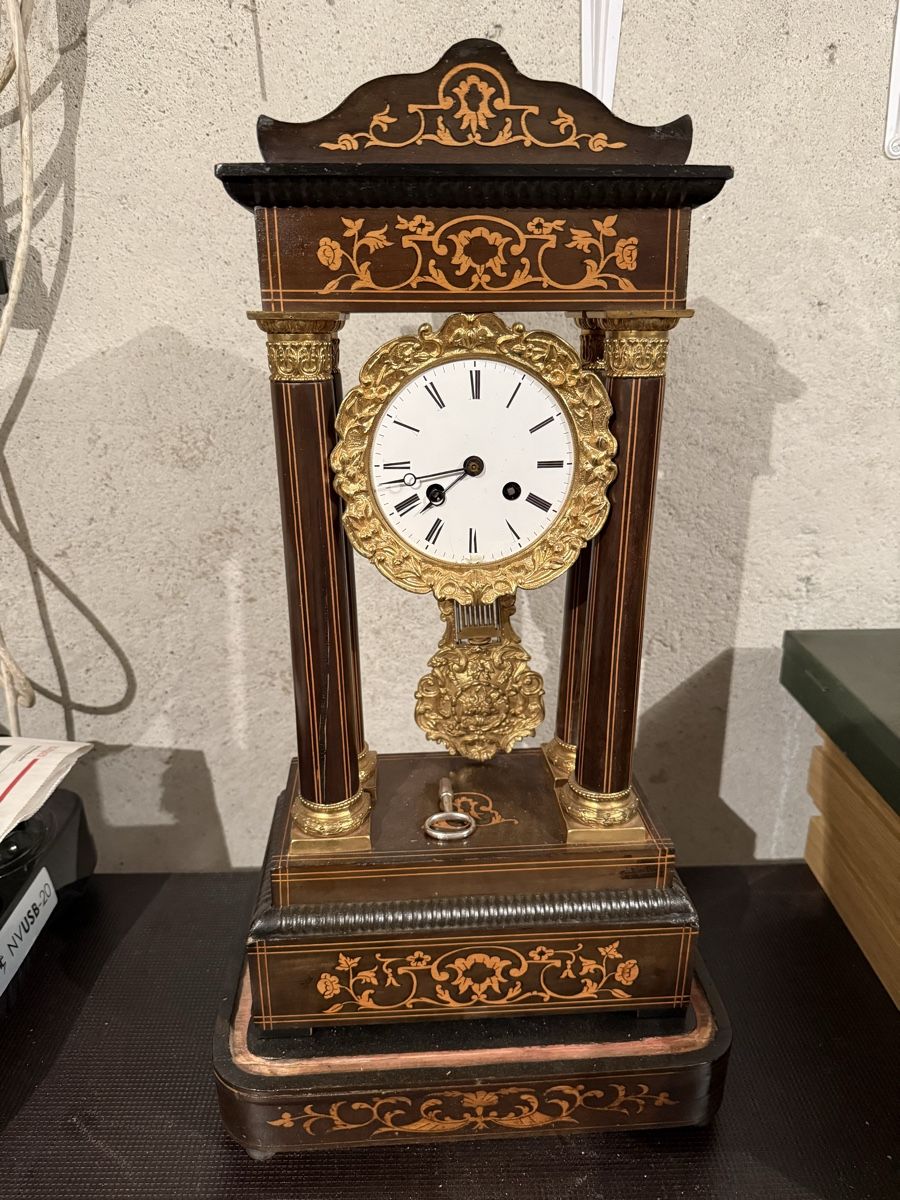 Orologi da terra & Orologi da parete: Ancienne Horloge – Difettoso da Bouveret venduto da vit_br9v