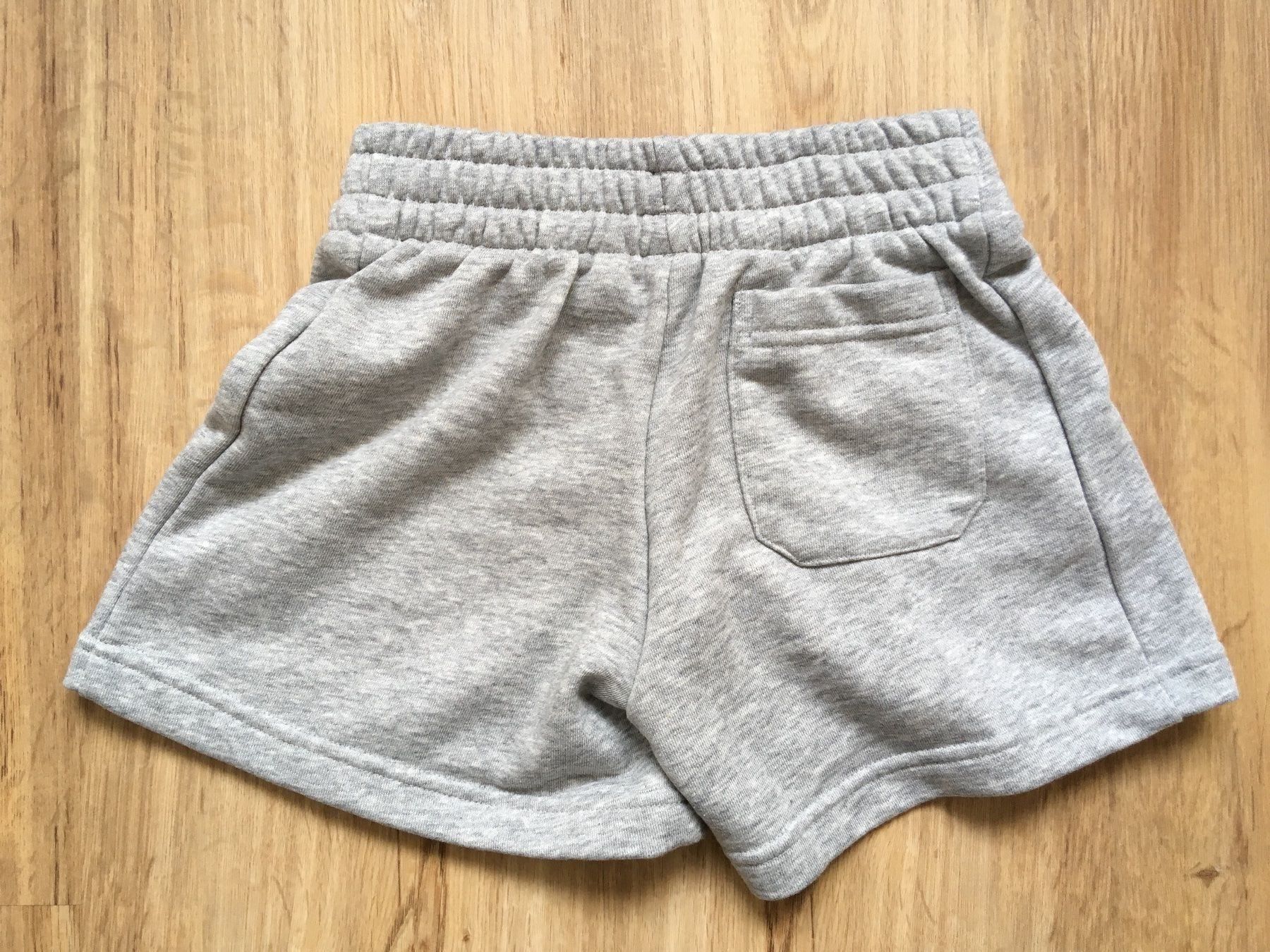Adidas Pantaloni: Trainerhose Adidas NEU 128 Grösse – Nuovo e nell'imballaggio originale da Chur venduto da copino 4