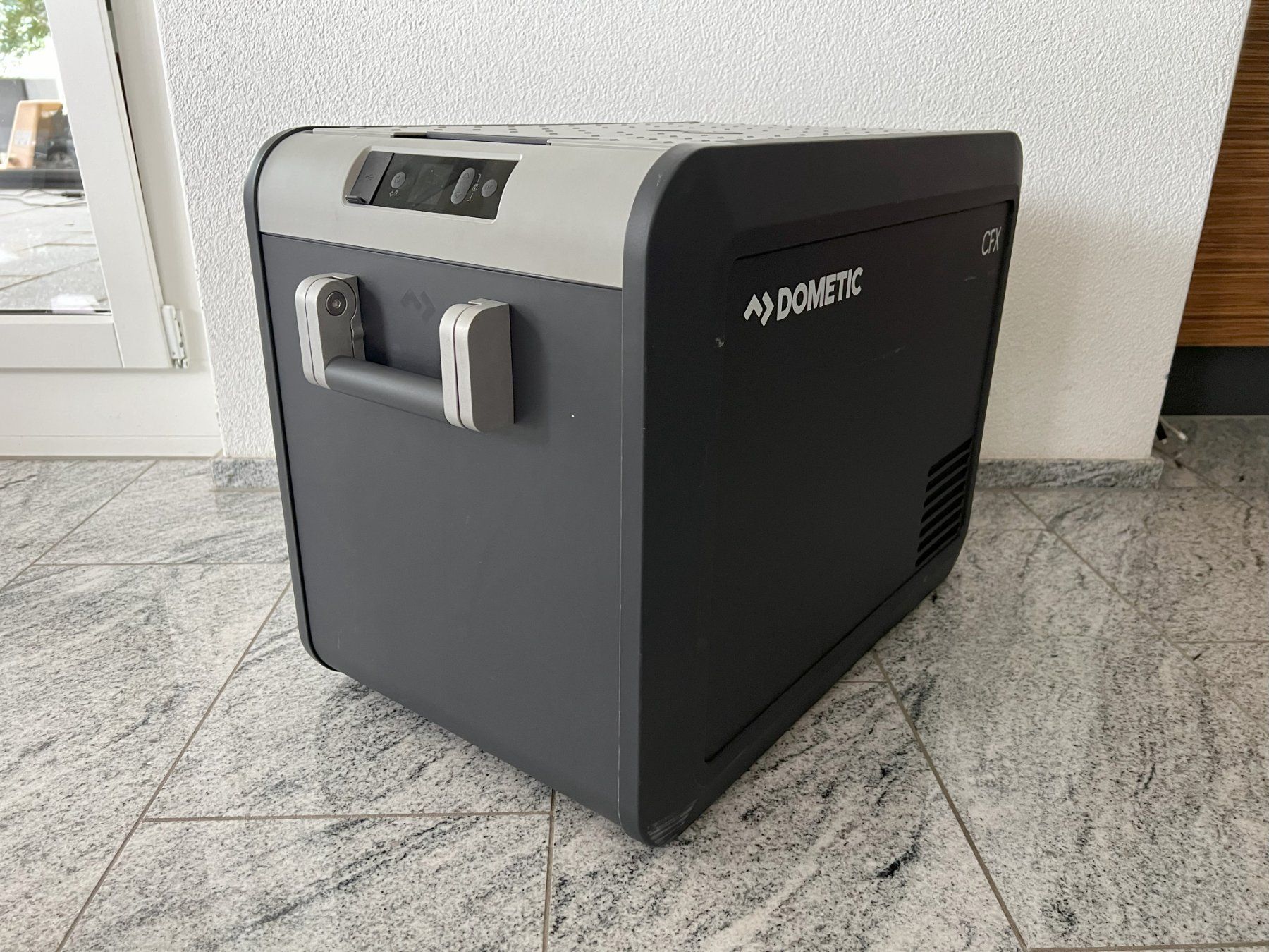 Dometic Kühlschränke & Kühlen: Dometic CFX3 45 AC/DC Kompressorkühlbox 46 Liter – Gebraucht aus Kriens von  1