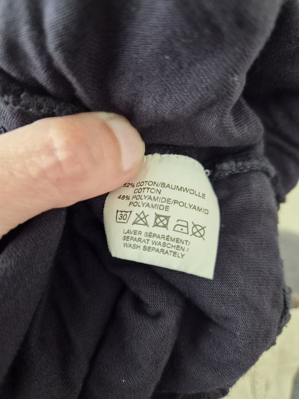 Pantaloni: Damen Hot Pants schwarz, Grösse M mit Spitzenmuster  – Usato da Niederrohrdorf venduto da Miripfiri 2