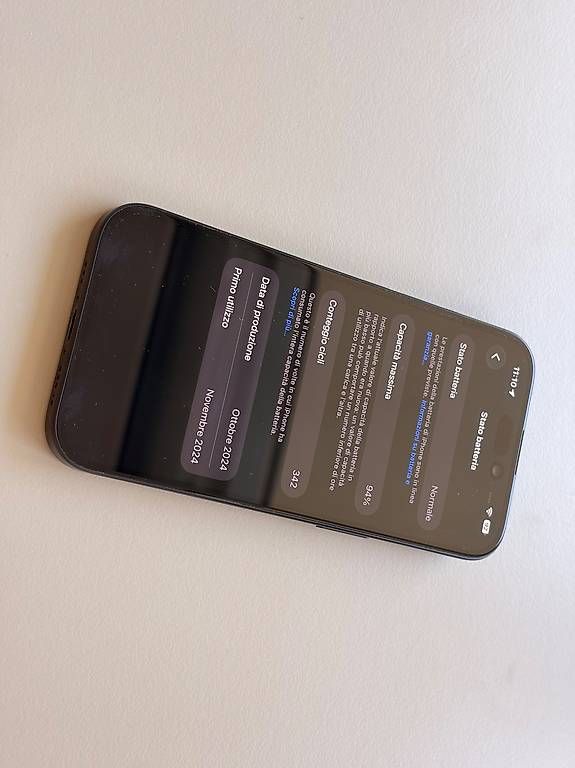 Apple Telefoni cellulari / Smartphones: iPhone 16 128GB Black - Batteria 94% – Usato da Viganello venduto da man_pyp6 4