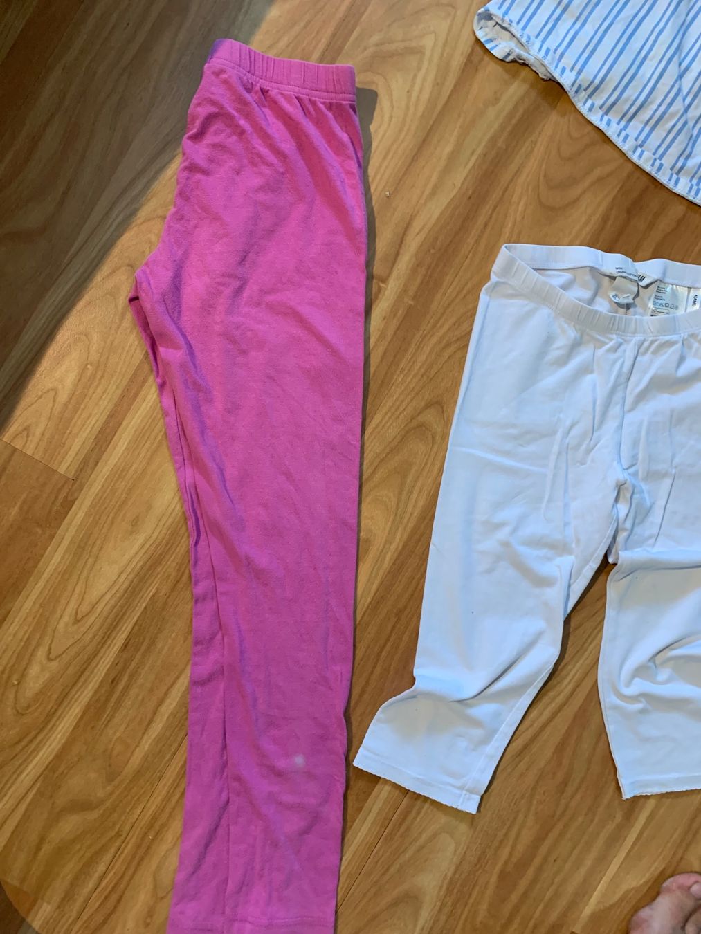 H&M Lotti & Set di vestiti: Mädchen Kleiderpaket Grösse 134 – Usato da Ettingen venduto da evs_6w9m 5