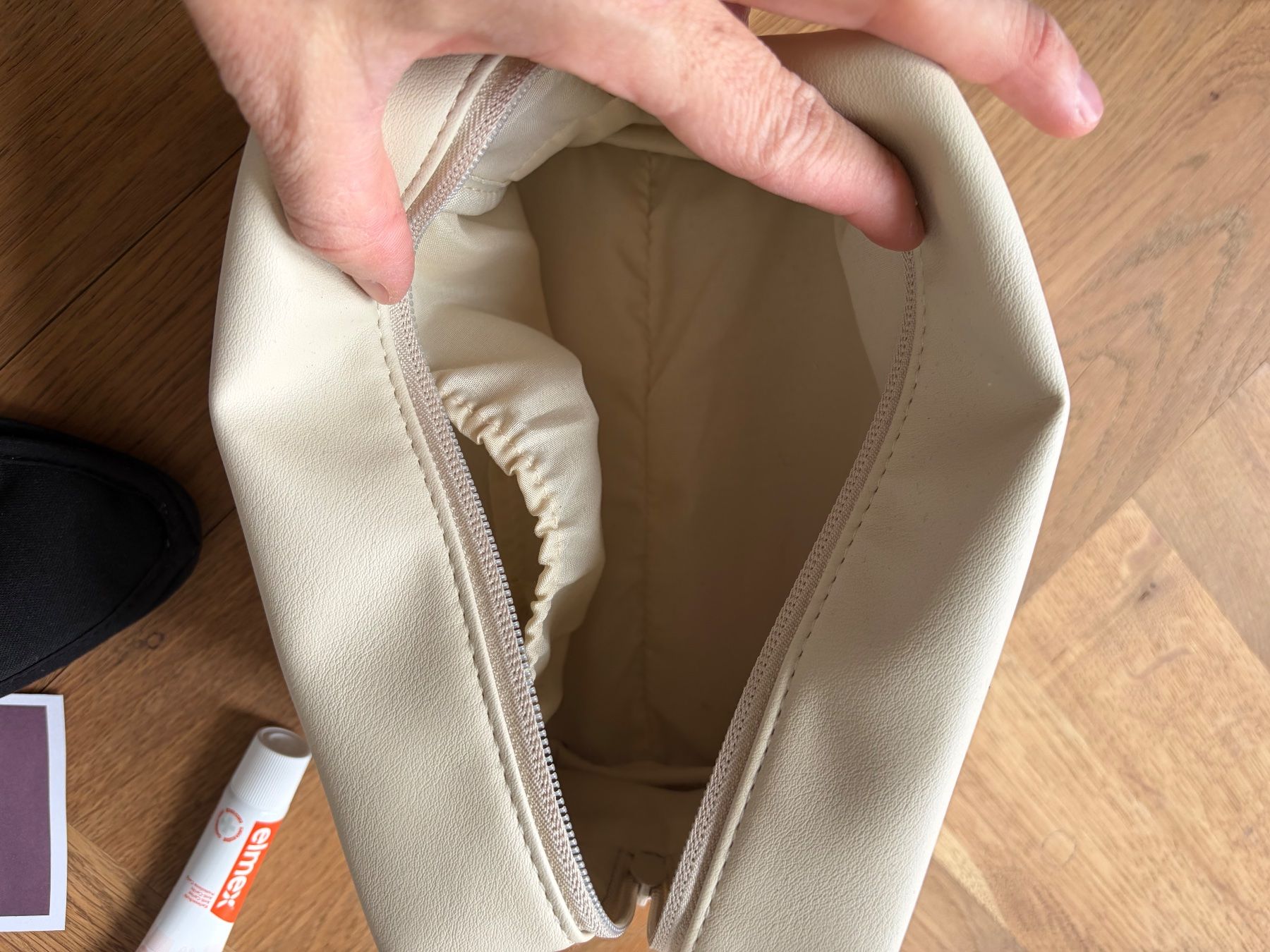 Custodie per cosmetici: Pochette Zimmerli X Swiss First Class – Nuovo e nell'imballaggio originale da Zürich venduto da mar_myz6 2