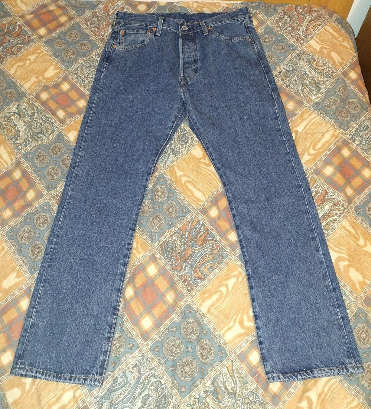 Levi's Jeans: Levis 501 W33/L30 – Nuovo (secondo la descrizione) da Effretikon venduto da VanPersie