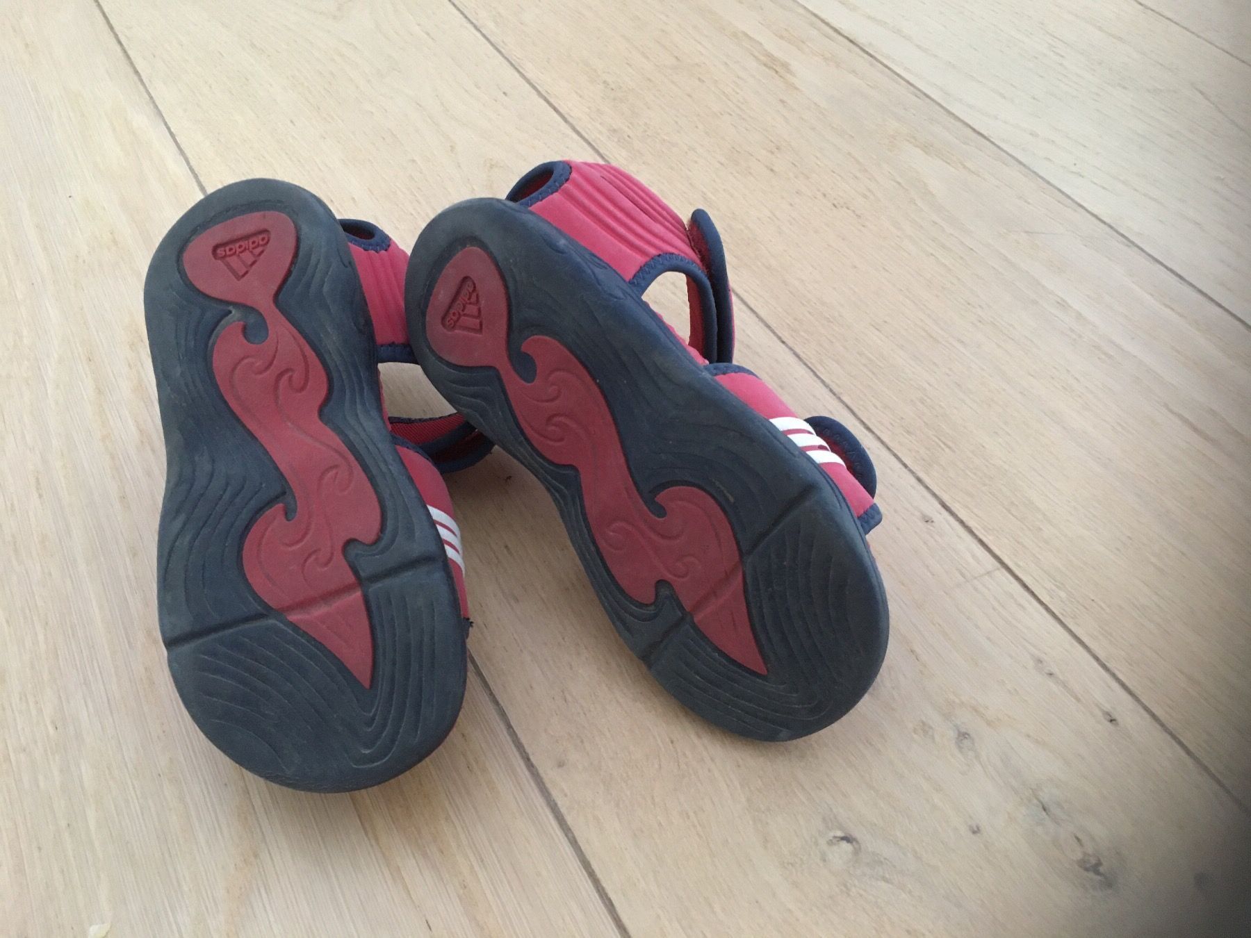 Adidas Scarpe da uomo: Adidas Sommersandalen Gr. 27 – Usato da Gächlingen venduto da Tara_devi 3
