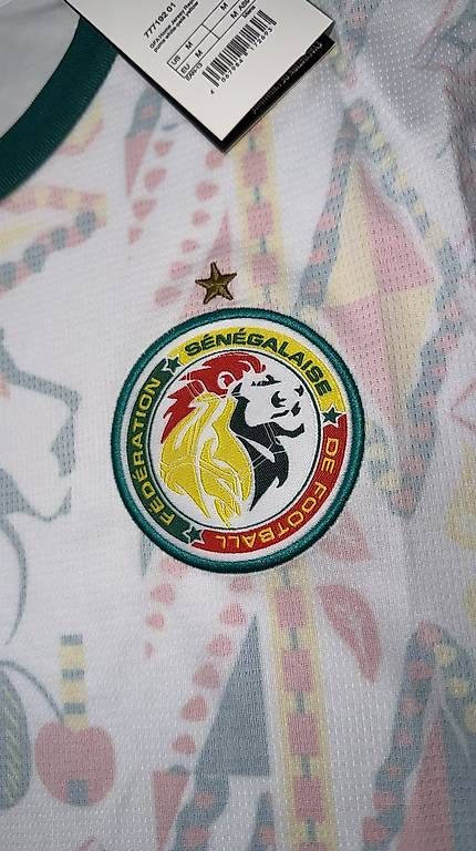 Canottiere & Pantaloni: Senegal Trikot – Nuovo e nell'imballaggio originale da Ittigen venduto da tij_dvs7 2