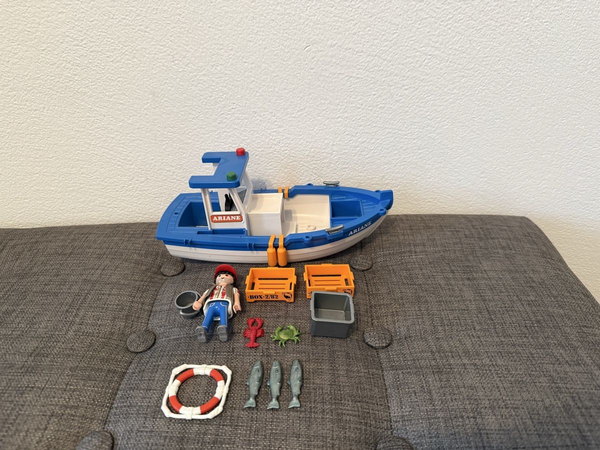 Playmobil Giocattoli: Playmobil Fischerboot – Usato da Chur venduto da Tsambiko 4