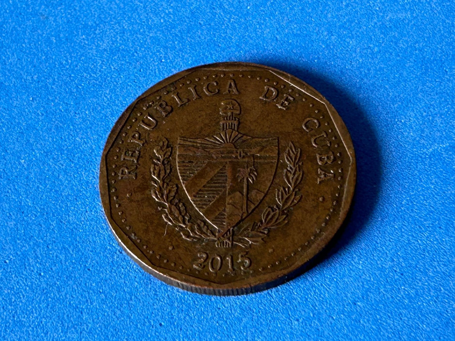 Tutti le monete: Cuba - 1 Peso 2015 – Usato da Corcelles NE venduto da AJKader 8