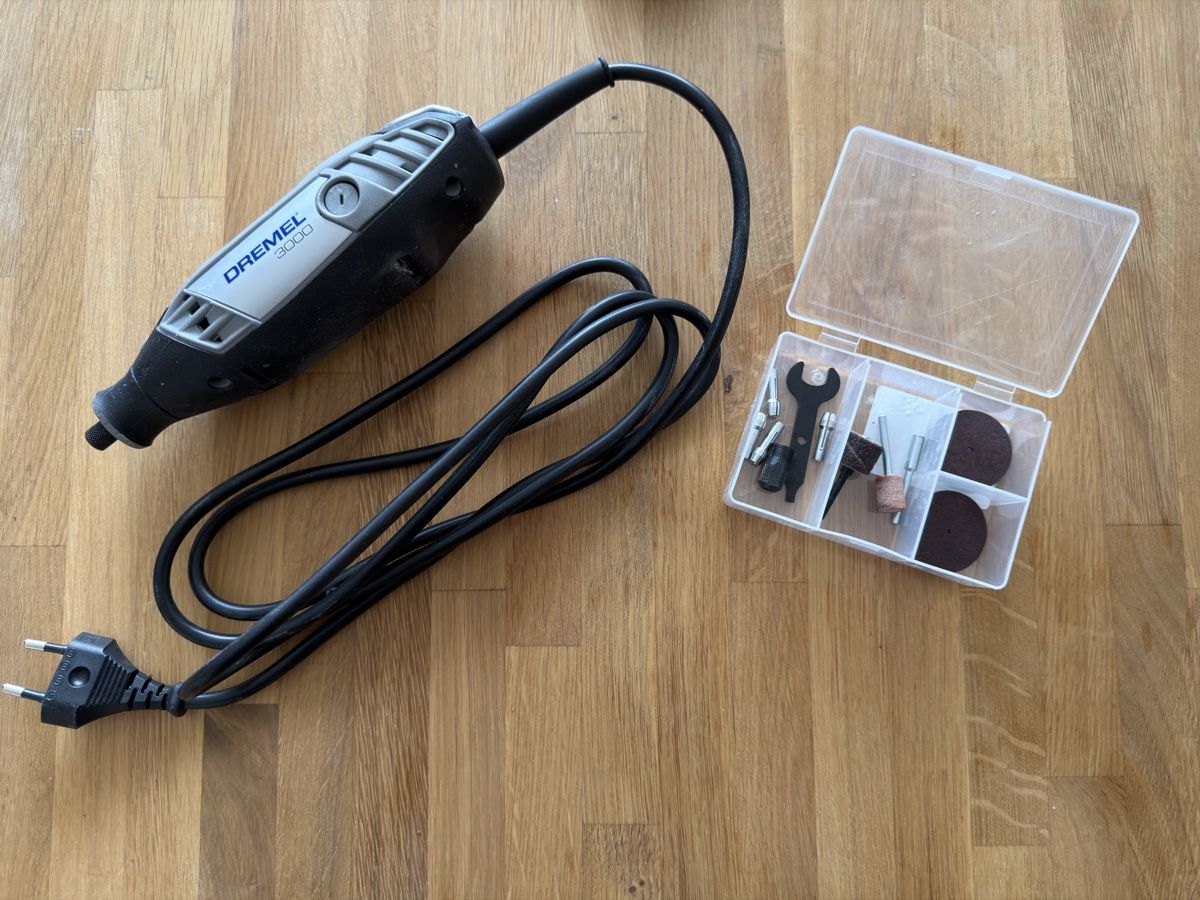 Tutte le macchine: Dremel 3000 mit zubehör – Nuovo (secondo la descrizione) da Dietlikon venduto da pa__t9pr