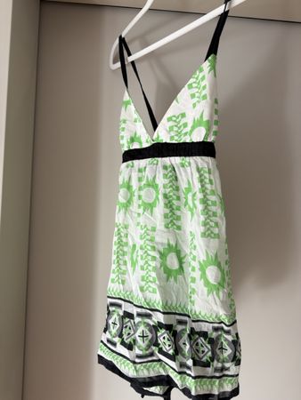 Sommerliches Kleid mit Trägern, Gr. M, Top Zustand!