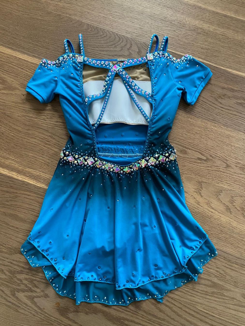 Vestiti & Gonne: Robe de patinage gr 140 – Usato da Delémont venduto da Petitlutin 4