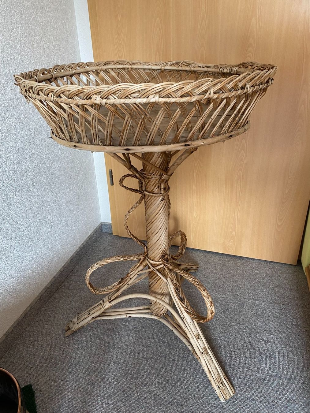 Tutte le decorazioni: Ständer aus Weidenholz - alt – Usato da Gerolfingen venduto da Regenbogen88