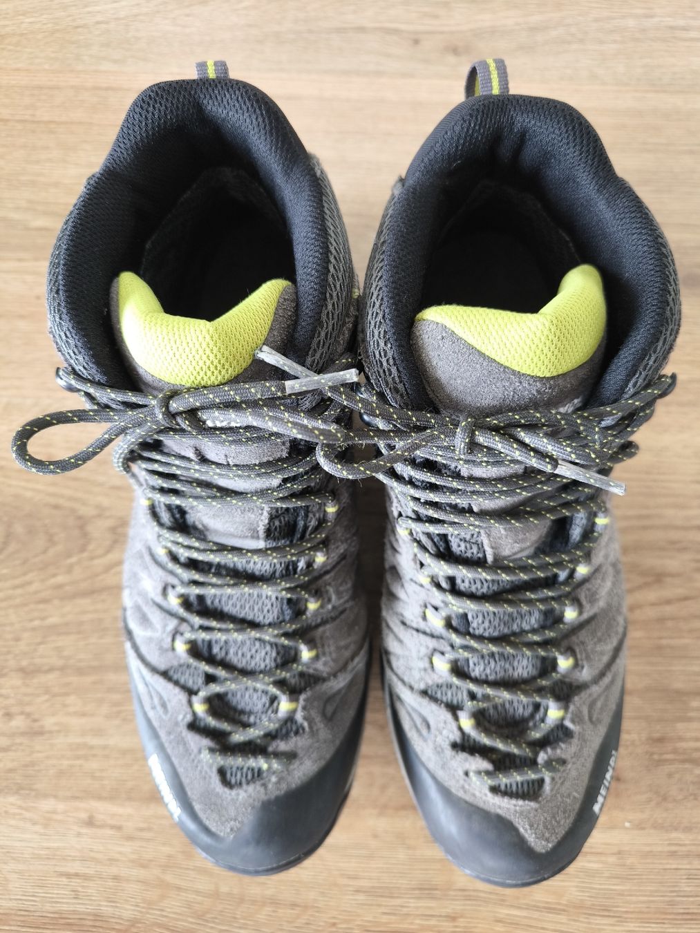 Meindl Scarpe da uomo: Meindl Goretex Wanderschuhe 42 / 8 – Usato da Ebikon venduto da brombomboli 1