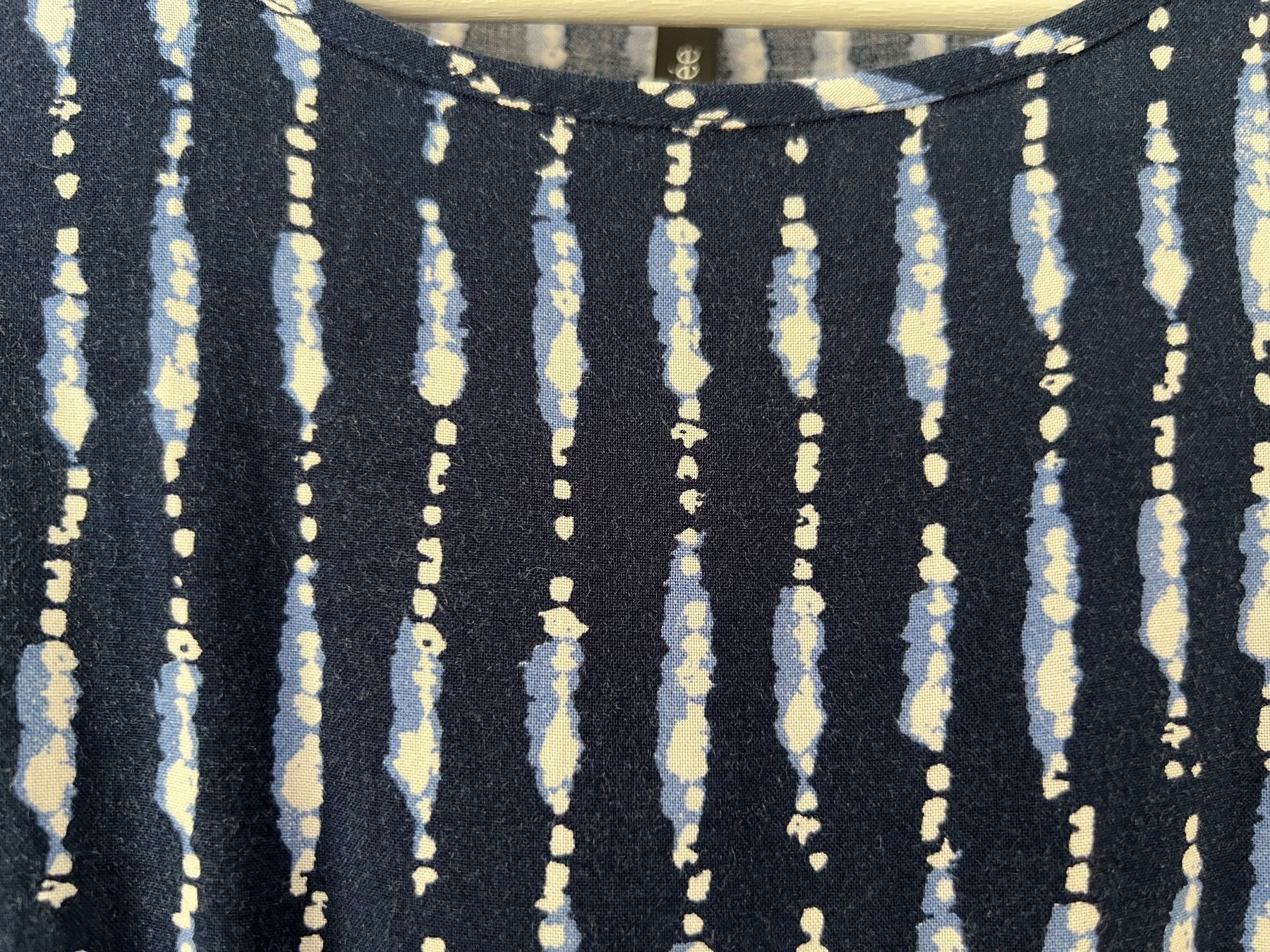 Kleider: Ärmelloses Kleid, 100% Viskose, Gr. XS – Gebraucht aus Zürich von Nora321 2