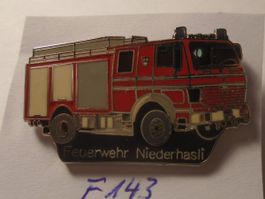 1 Feuerwehr Auto Pompiers Niederhasli Pin ( F143)