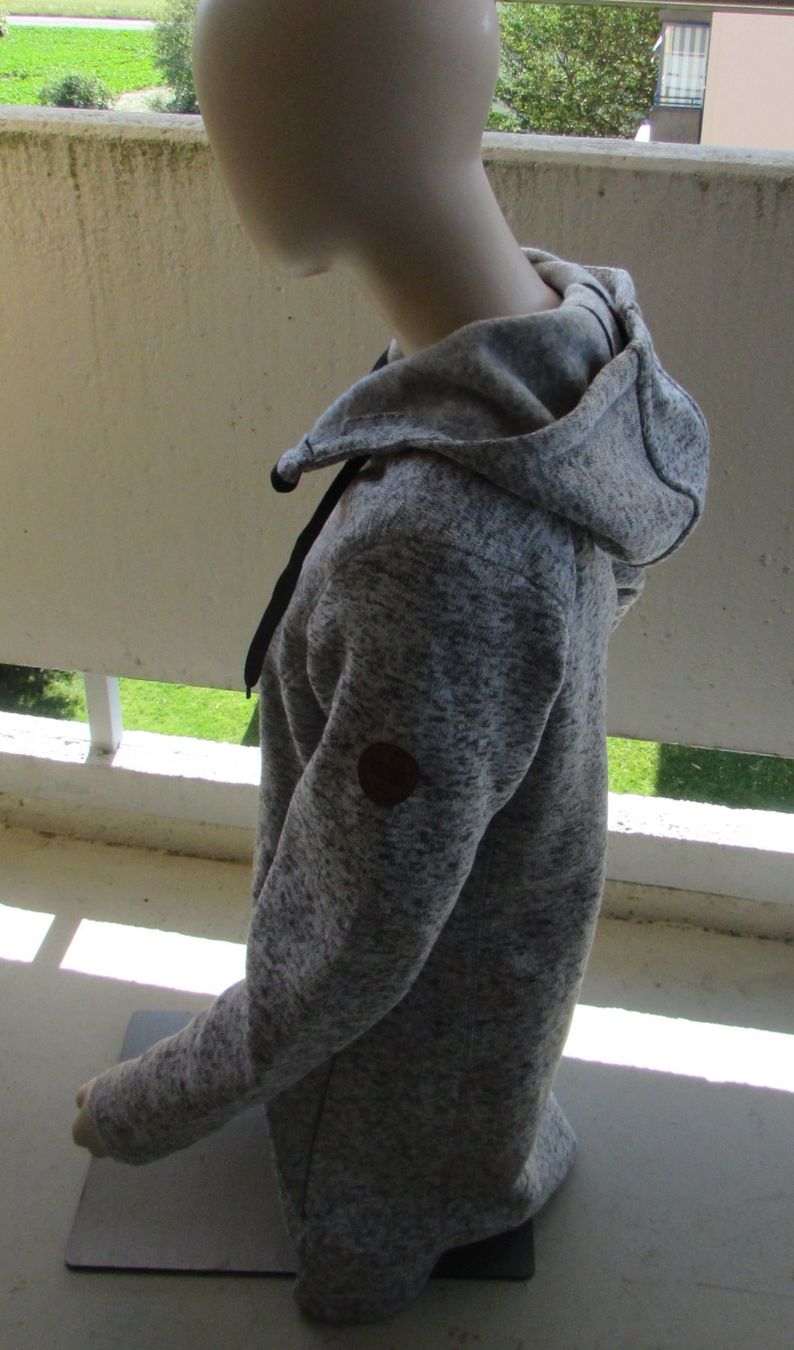 Giacche: Kapuzenjacke Marke INFINITY Active Adventure – Usato da Aadorf venduto da Olymp05 2