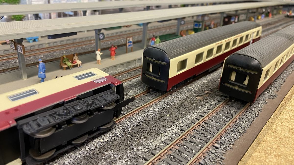 Lima Modellini di ferrovie: Lima 149812 Triebzug RAe TEE SBB H0 – Usato da Glattpark (Opfikon) venduto da anywaya23 3