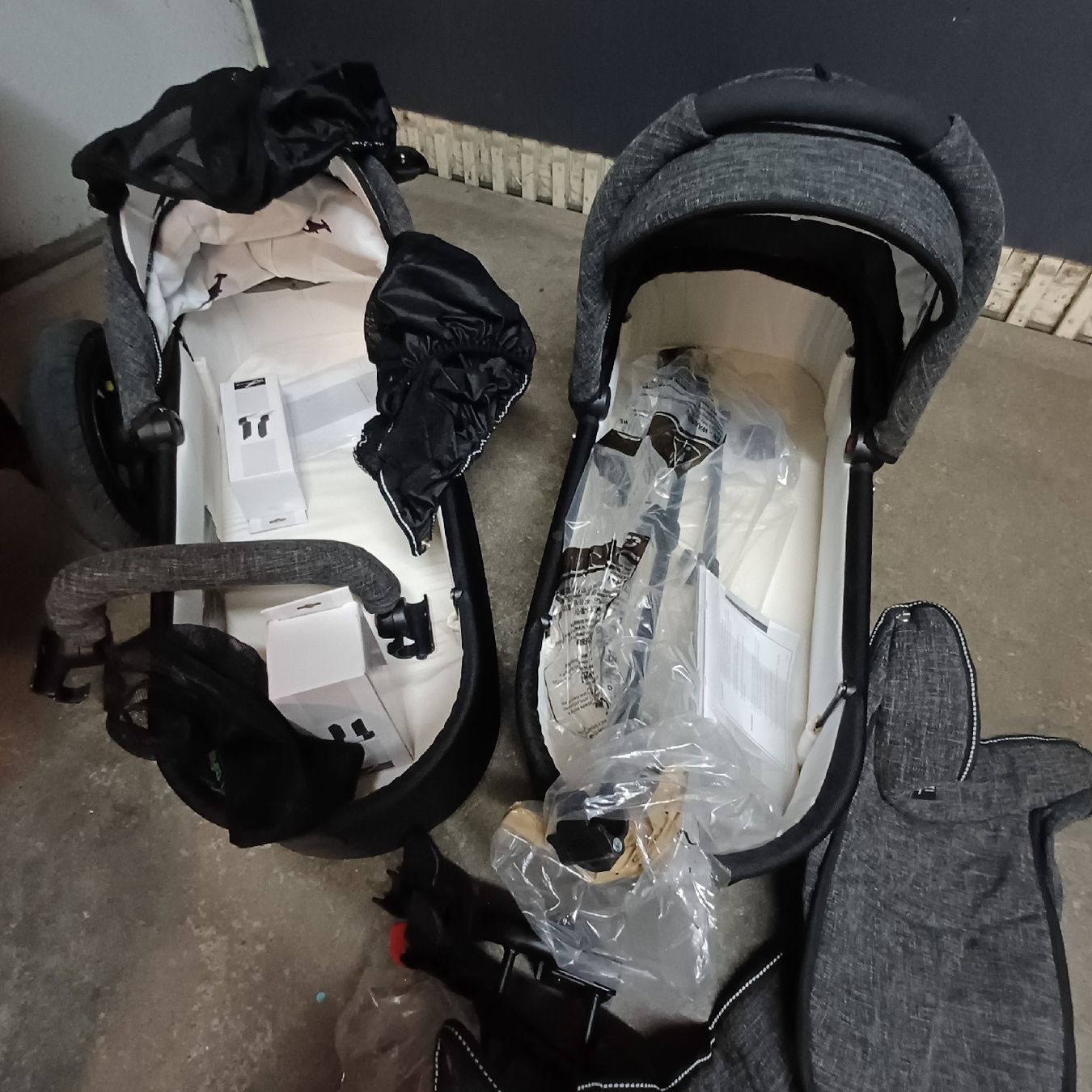 TFK Carrozzine: Kinderwagen Zwillingswagen – Usato da flums venduto da chaeffi 1
