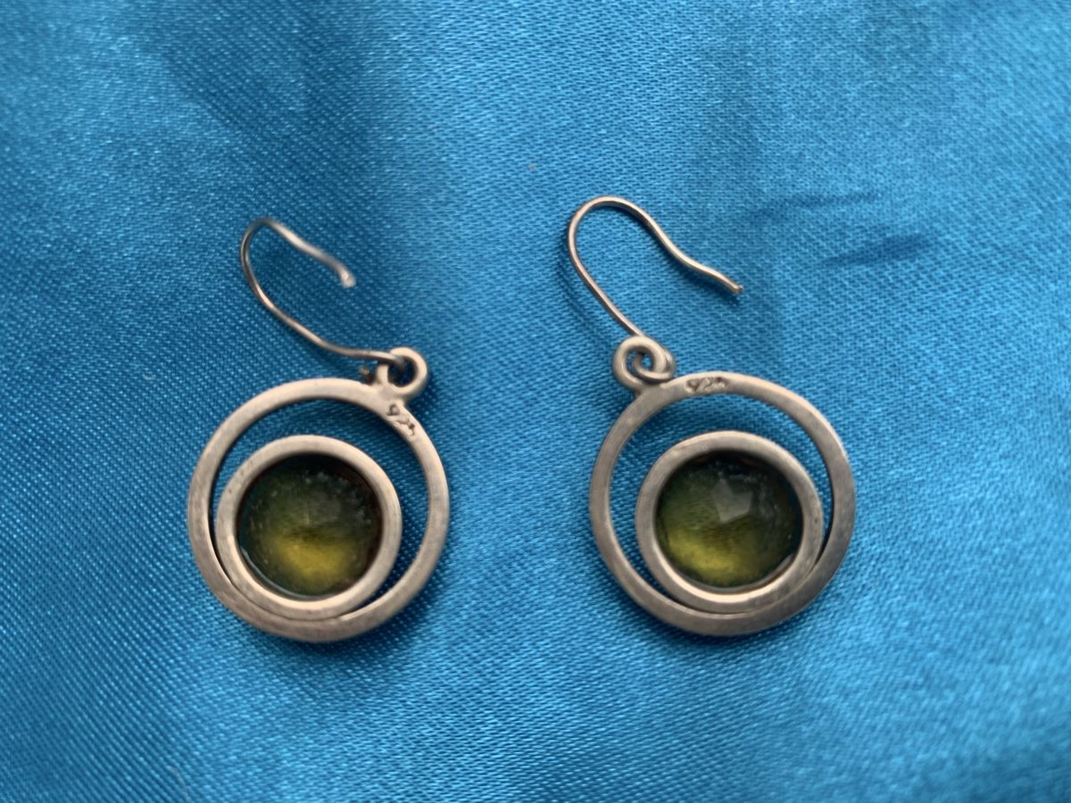 Ohrringe & -stecker: Ohrringe – Gebraucht aus Wetzikon ZH von jol_6cb8 1