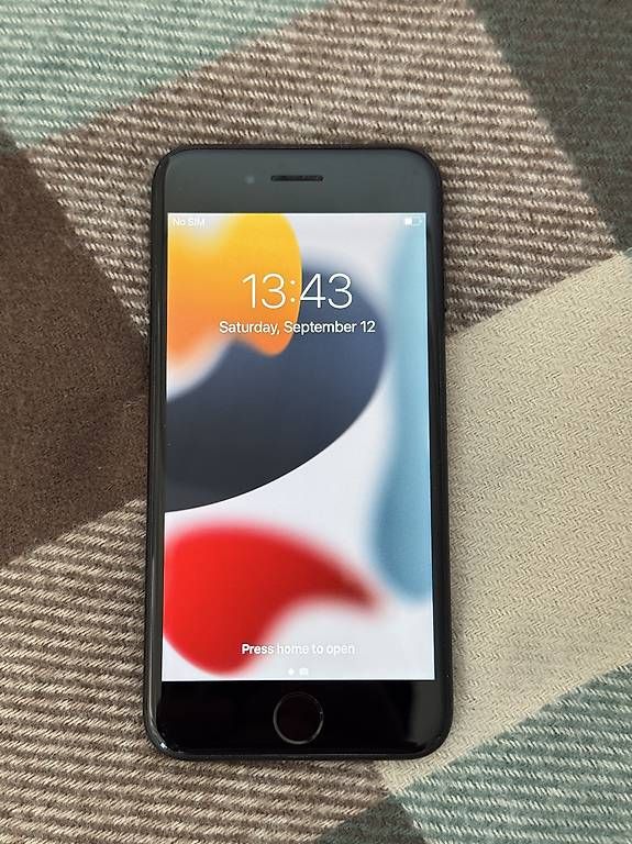 Apple Telefoni cellulari / Smartphones: iPhone 7 32gb – Usato da Effretikon venduto da Gettrix