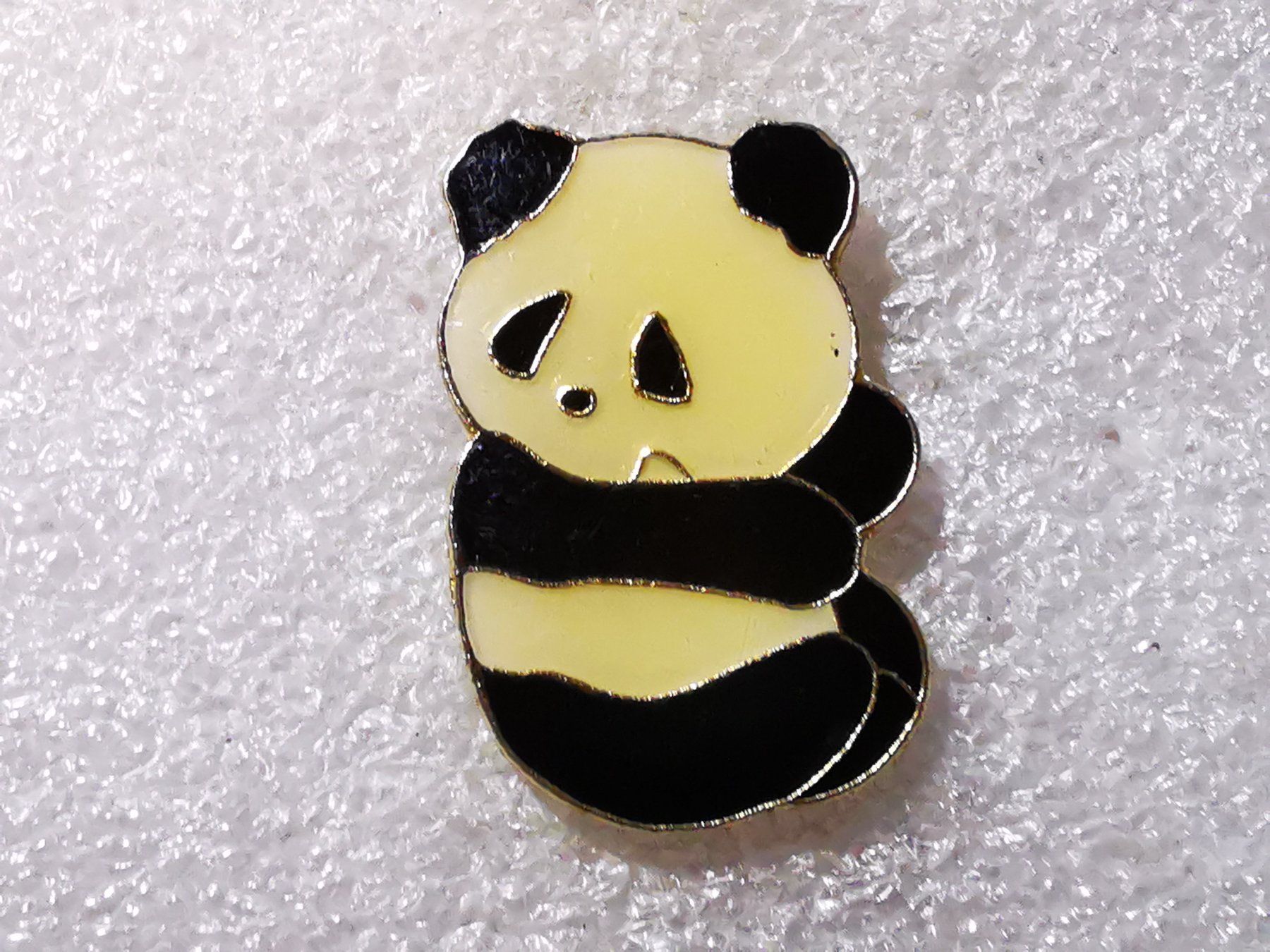 Placchette & Badge: Ansteckpin 52: Panda – Usato da Oppligen venduto da Pin-Fall-Shop