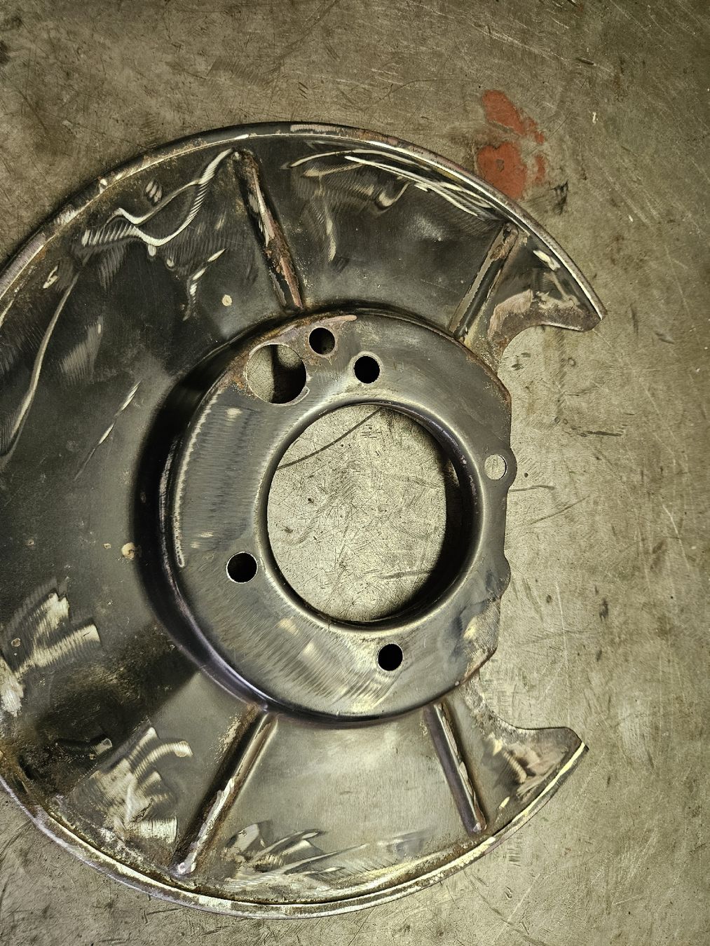 Suzuki Accessori per altri veicoli: Bremsschild Suzuki Grand Vitara  – Usato da Saas im Prättigau venduto da unimog401