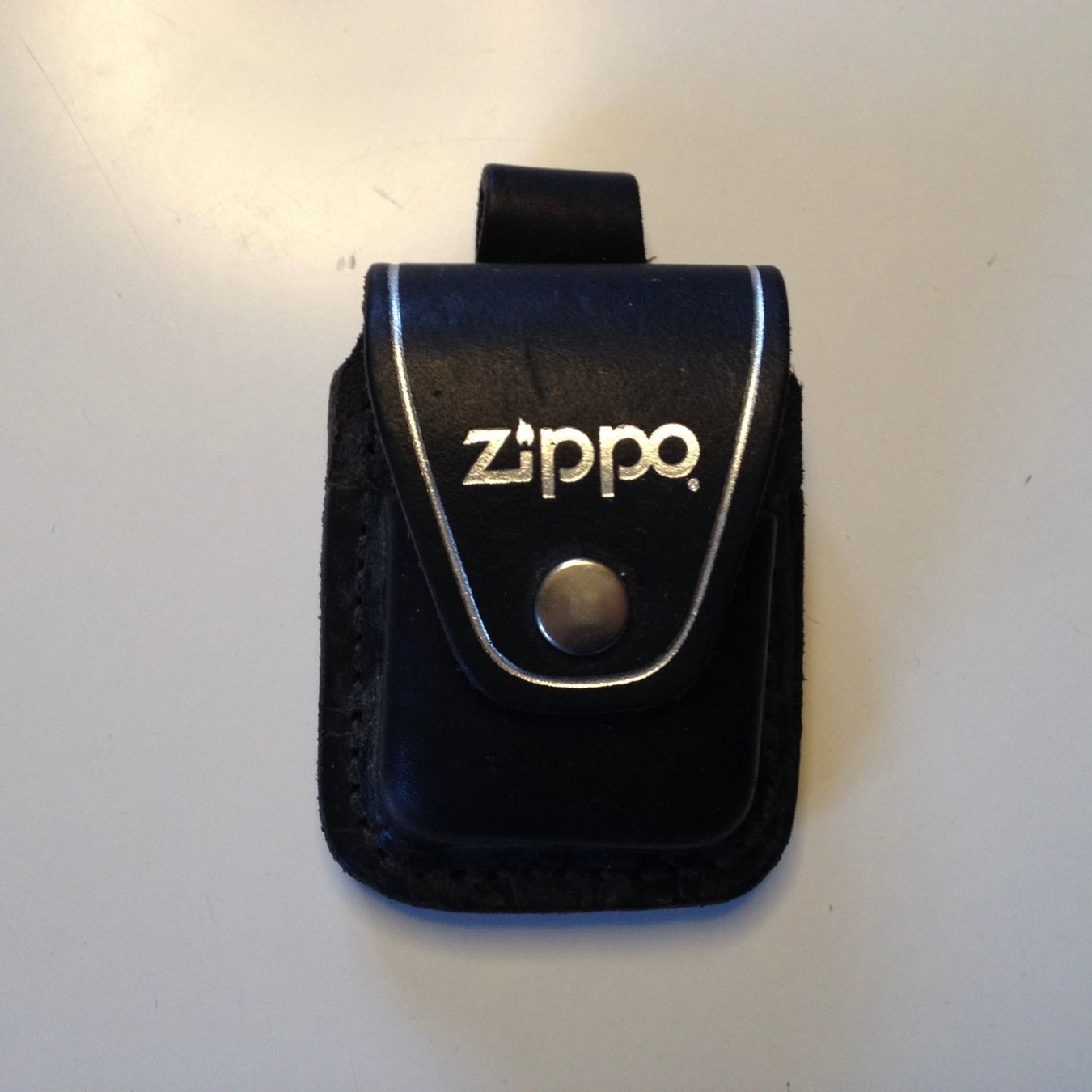 Zippo Accendini: etui pour Zippo "standard" – Usato da Vuiteboeuf venduto da broticaire
